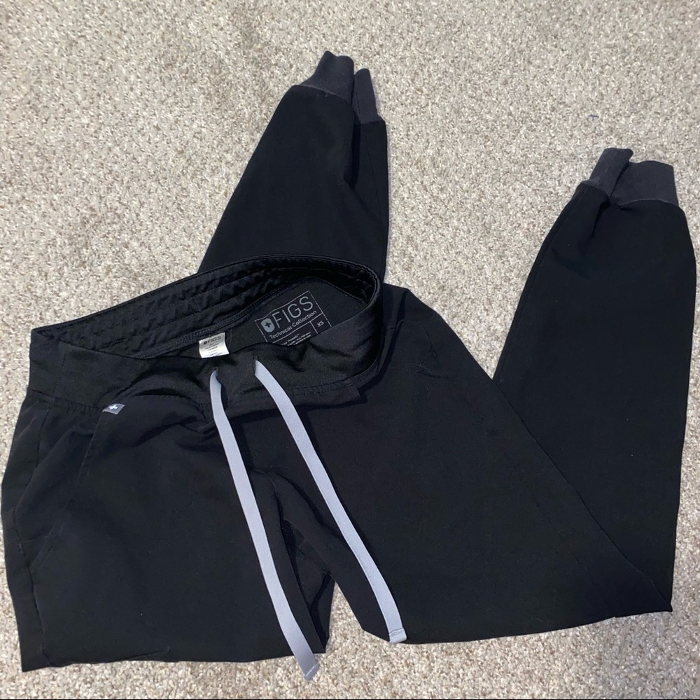 FIGS SCRUB PANTS